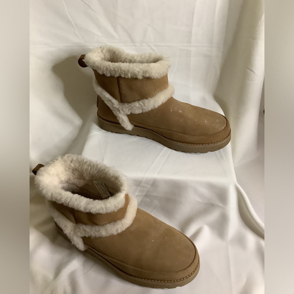 Ugg Booties - Picture 4 of 4